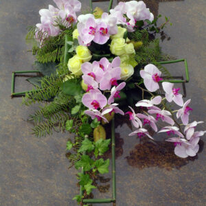 Nr.33 Arrangement Kruisvorm Orchidee